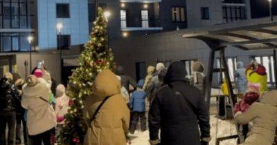 Россиянин в костюме Деда Мороза упал с 24 этажа: как это произошло (фото)