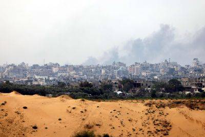 Раздетые и с белым флагом: трое сдавшихся гражданских оказались террористами ХАМАСа