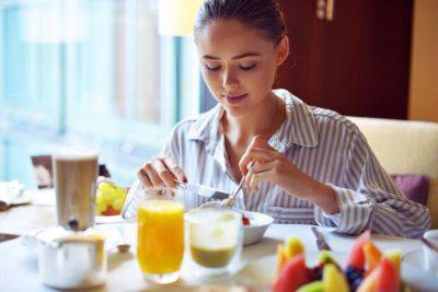 Ускоряет старение и портит фигуру: какой популярный завтрак нужно навсегда вычеркнуть из своего меню