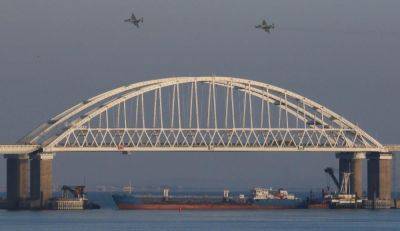 Уже даже Шойгу молился: россияне срочно перекрыли Крымский мост в ожидании мощнейших ударов