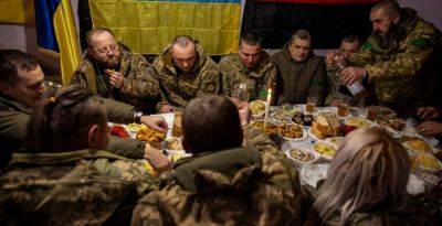 Святвечер 24 декабря - как бойцы ВСУ встретили праздник - фото с фронта - apostrophe.ua - Украина