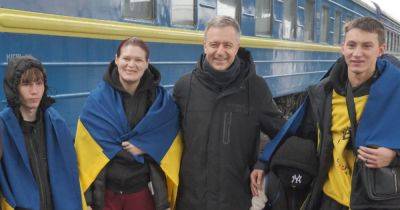Украина спасла с оккупированных территорий еще троих детей (фото)