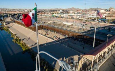 СМИ: семитысячный караван мигрантов в Мексике направился к границе с США