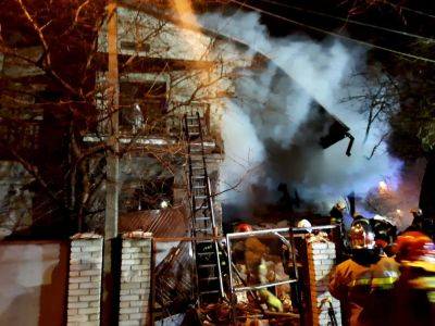 В жилом доме во Львове произошел взрыв: есть погибшие (видео, фото)