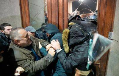 Александар Вучич - Массовые протесты в Белграде: Вучич заявил о попытке госпереворота - vchaspik.ua - Украина - Сербия - Белград