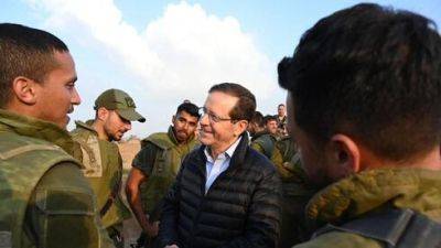Президент Израиля пообещал особо отметить заслуги резервистов
