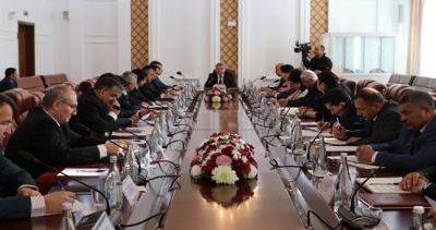 В Душанбе состоялось заседание государственной межведомственной комиссии по экологическому просвещению населения