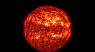 Берегите здоровье — на Солнце много вспышек: названа дата, когда будет мощная магнитная буря