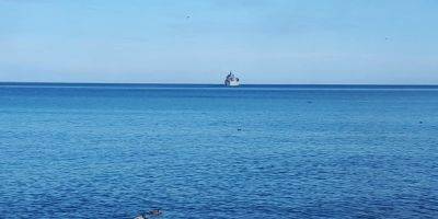 Удар по Новочеркасску. Из бухты Феодосии вышли два военных корабля РФ — СМИ