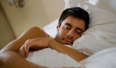 От болей в мышцах избавитесь моментально: самые идеальные позы для сна