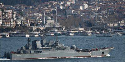 Уничтожение российского корабля Новочеркасск: на борту могло находиться 80 человек — ВМС Украины