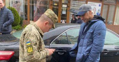 Украинец проигнорировал повестку, потому что не имел денег, чтобы доехать до ТЦК: как его наказали