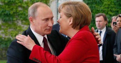 "Не помогло": в МИД напомнили премьеру Саксонии о методах Меркель и прошлом Путина