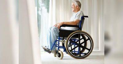 Ситуация изменилась: юрист объяснил, на какую пенсию выгоднее перейти пенсионеру с инвалидностью