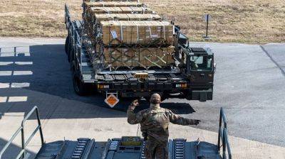 США выделяют военную помощь Украине на 250 млн долларов
