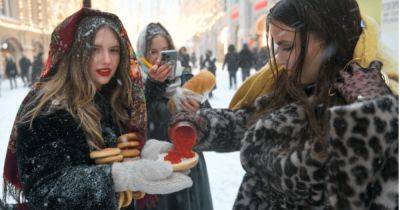 Более четверти россиян не хватает денег даже на одежду и обувь, — опрос