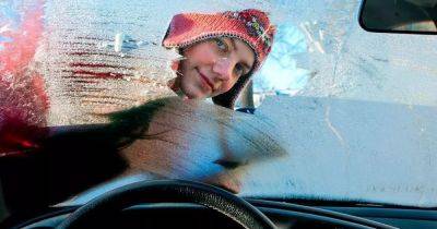 Водителей удивил простой лайфхак по разморозке лобового стекла авто (видео)
