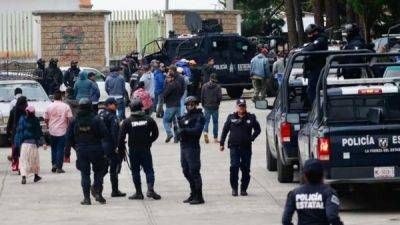 «Резня на футбольном поле»: как жители мексиканской деревни убили 10 бандитов и избежали судебного преследования - fokus-vnimaniya.com - Мексика - Мехико