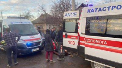 Российская ракета ударила по жилому сектору Смелы: есть пострадавшие, повреждены дома