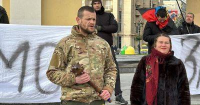 Главнокомандующего ВСУ Залужного на казацком вече провозгласили Гетманом Украины (ФОТО)