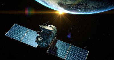 Китай запускает конкурентов интернета Starlink: выведет на орбиту 25 тысяч спутников