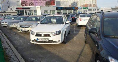 В Киеве заметили редкий азербайджанский автомобиль на базе Peugeot (фото)