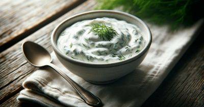 Рецепт легкого соуса на основе греческого йогурта: вкусно и полезно