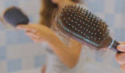 Читайте состав на баночке: какой шампунь способствует выпадению волос