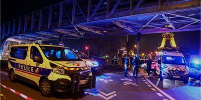 Теракт в центре Парижа: один человек погиб, двое получили ранения