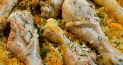 Ужин для всей семьи: рис с овощами и курицей в духовке