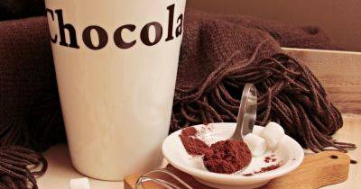 Творите новогодние чудеса со вкусом: 8 способов улучшить горячий шоколад