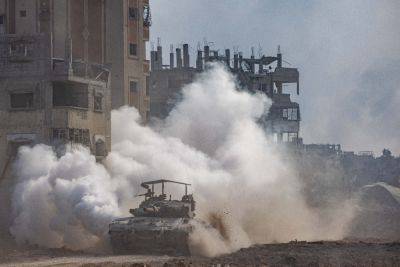 Израильский эксперт объясняет народу, почему нельзя разбомбить все города Газы