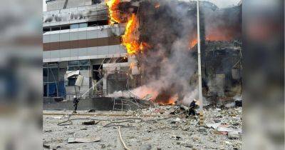 Число жертв ракетного удара по Киеву превысило 20 (фото)