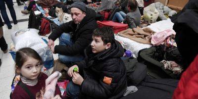 Владимир Зеленский - Большинство беженцев говорит, что хочет вернуться в Украину, но вернется около трети — социолог - nv.ua - Россия - Украина