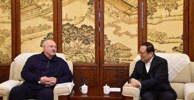 Президент Беларуси в ходе рабочего визита в Китай посетил Пекинский университет