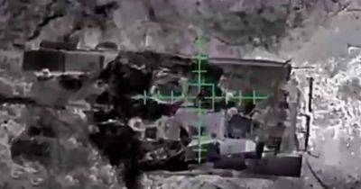 "Оккупанты ноют": украинские пограничники с БПЛА уничтожили танки и позиции ВС РФ (видео)