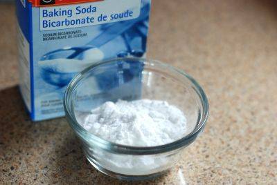 Как очистить вытяжку: лучше всего поможет сода