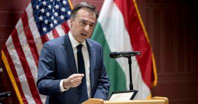 Венгрия процветает за счет ЕС и НАТО, игнорируя интересы союзников, — посол США