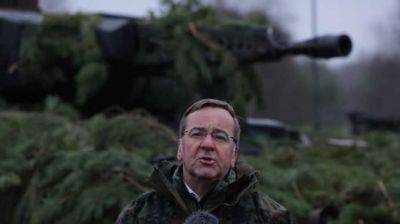 Писториус: Украина не получит миллион снарядов, но ситуация улучшится