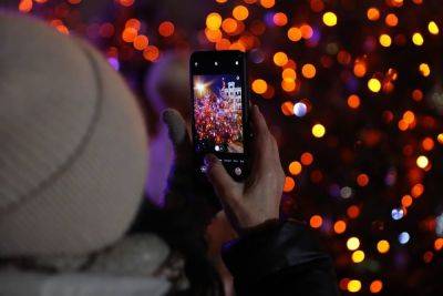 Елка в Киеве на Софийской площади - фото открытия 6 декабря