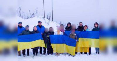 Предрождественское чудо: в Украину вернулись восемь похищенных оккупантами детей