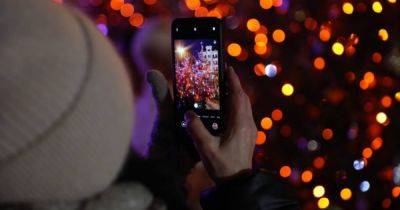 В Киеве на Софийской площади официально открыли главную елку страны (ФОТО)