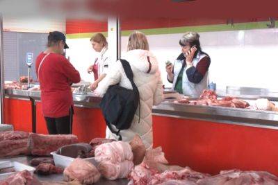 Цены на мясо выросли накануне зимних праздников: что подорожало больше всего в украинских магазинах