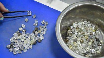 Российские бриллианты и ювелирка попали под санкции Канады