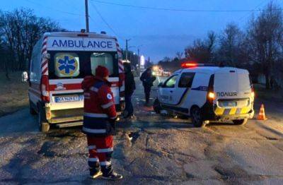 Пассажир остался без ног: на Одесчине пьяный полицейский за рулем натворил беды, детали и фото с места