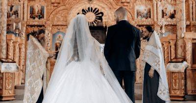 Гости в шоке стояли перед храмом: мужчина в день свадьбы сказал невесте "нет" (фото)