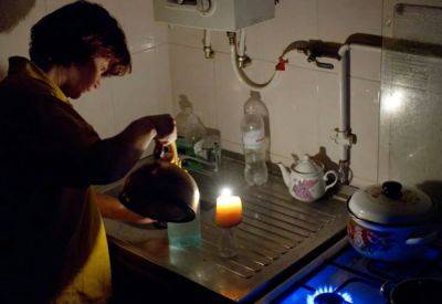 Плановые отключения и ограничения электричества: в Минэнерго предупредили на 8 декабря