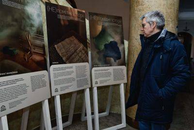 Посол Бельгии посетил выставку «(Не)заметные истории» о ВПЛ в Харькове (фото)