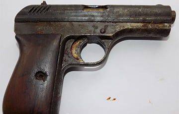Белорус нашел у себя дома чешский пистолет столетней давности - charter97.org - Белоруссия - Чсср
