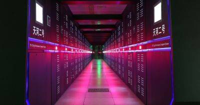 "Побил все рекорды": в Китае заявили о создании самого мощного в мире суперкомпьютера